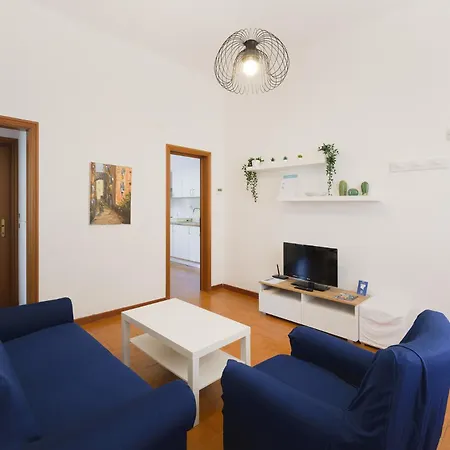 La Casa Di Gino - A Due Passi Dal Mare Apartamento *
